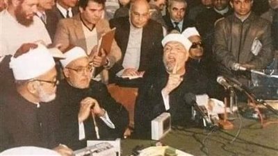 احتار الشيخ الشعراوي في تفسير قوله تعالي ( هو الذي في السماء آله وفي الأرض آله) هو الحكيم العليم